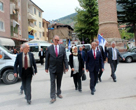 Cuma Nacar, ‘Milletin hak sesinden rahatsız olunuyor’