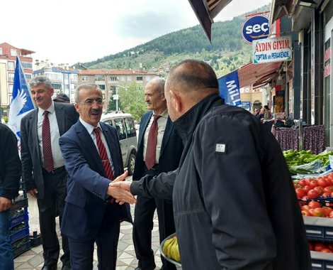 Millet Partisi Genel Başkanı Cuma Nacar’dan esnaf ziyareti