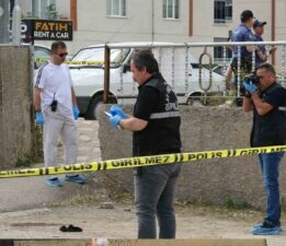 Önce bıçakla yaraladı, ardından av tüfeğiyle vurdu