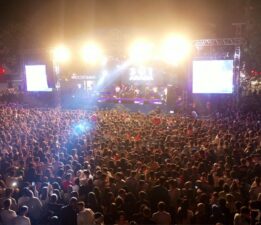 Yaz konserleri büyük coşkuya sahne oldu