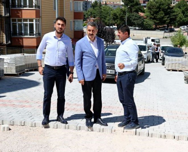 Perakende Mahallesi’nde parke yol çalışmaları devam ediyor