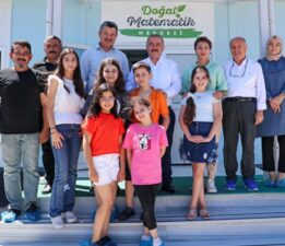 Vali Hatipoğlu, Matematiği sevdiren merkezde öğrencilerle buluştu