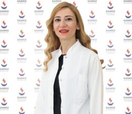 Doç. Dr. Yıldırım, “Akne sadece ergenlik döneminin sorunu değildir”