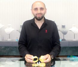 Tokat Bileziği hem görüntüsü hem de fiyatıyla göz kamaştırıyor