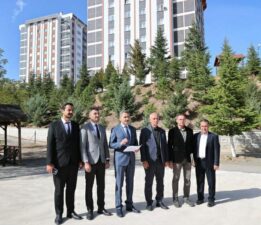 Başkan Eroğlu, “Toki Konutları’ndaki parklarımızın tamamını yeniliyoruz”