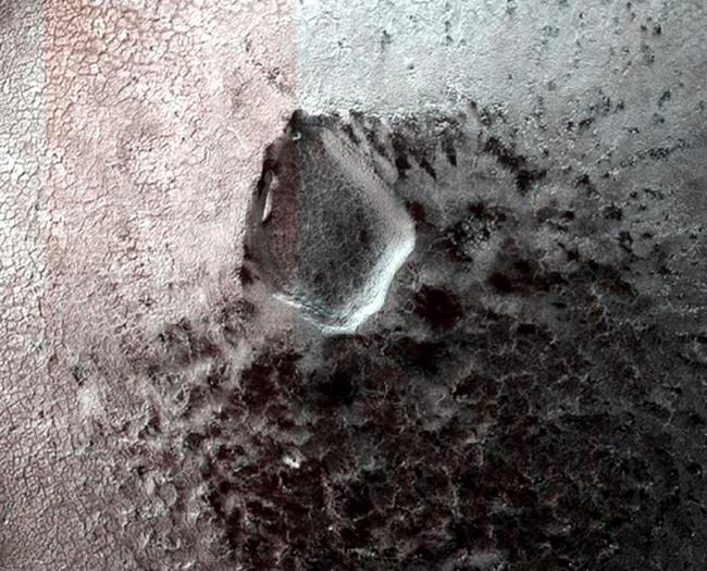 NASA, Mars yüzeyindeki ürkütücü “örümcekleri” görüntüledi