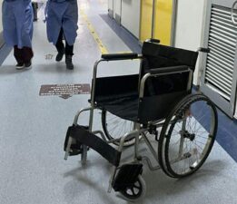 Hastanede tekerlekli sandalye aranıyor…