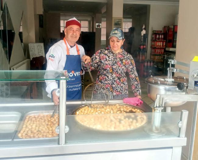 Tokat’ın Ramazan tatlısı: Zeki Südüpak Usta’nın lokma şöleni!