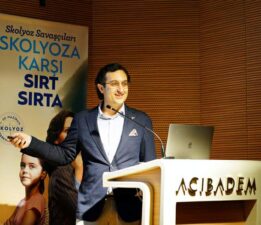 Skolyoz savaşçıları, Skolyoza karşı sırt sırta