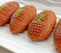 Lezzeti ve eşsiz sunumuyla kıyır kıyır bayram tatlısı “Kalburabastı”