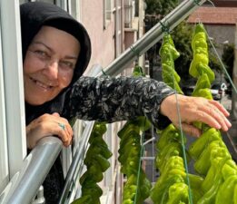 Mufide Teyze’den, Biber kurutmanın püf noktaları!