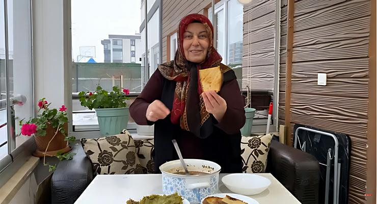 Müfide Teyze, “Yavrularım, Bat demişler, 7 somunu yut demişler”