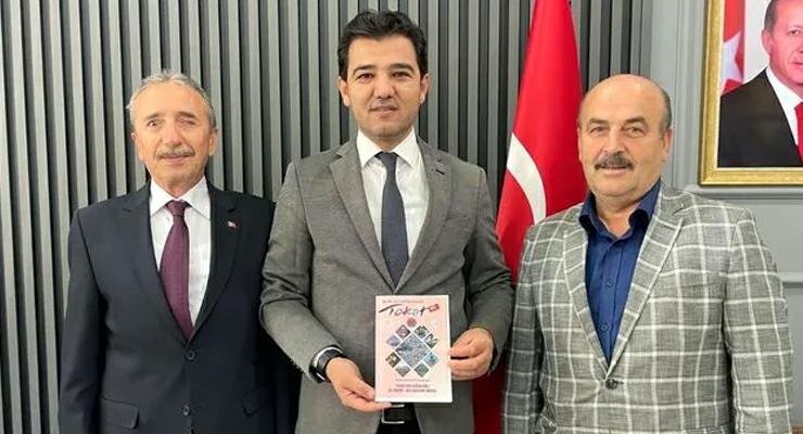 TOKFED, “Tokat Tanıtım Günleri” için Ahmet Kayhan’ı ziyaret etti