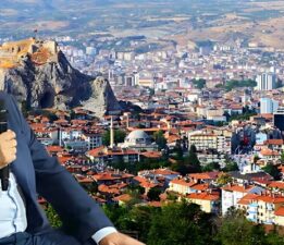 Bşk. Yrd. Alpat “Tokat’tan üç tane daha “Safranbolu” çıkar”