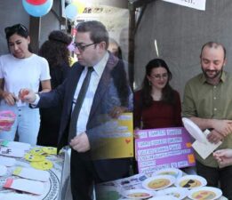 TOGÜ öğrencilerinin düzenlediği “English Fest” etkinliğine katıldı