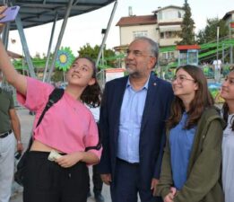 Başkan Sargın, “Asırlık Zile Panayırı” esnaflarını ziyaret etti