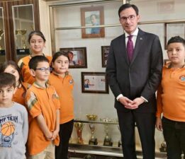 Başkan Yazıcıoğlu Erzincan’da çocukluk anılarını yaşadı