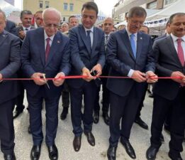 Niksar Altın Ceviz Yöresel Ürünler ve Kültür Festivali törenle açıldı