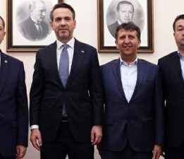 Tokat Heyeti Enerji Bakanı Alparslan Bayraktar ile yatırımları görüştü