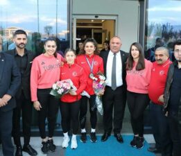 Turhal Belediyesi, Milli sporcularımız Nesrin Baş ve Sıla Aykut’u karşıladı