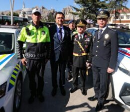 Tokat Emniyet’i ve Jandarması 9 binek araçla güçlendirildi