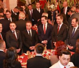 Tarihi Deveciler Hanı’nda ilk Cumhuriyet resepsiyonu düzenlendi