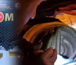 Bagaja gizlenmiş 3 tabanca polisin dikkatinden kaçmadı