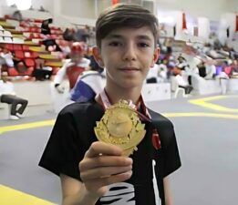 Tokatlı genç taekwondocu Rüzgar Dişkaya, Balkan şampiyonu oldu