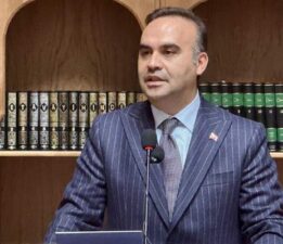 Bakan Kacır: “Ajandamıza, akıl defterimize yeni çentikler atmanın gayreti içindeyiz”