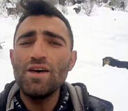 Tokat’ta 50 santim karlı yaylada çobanın müzik molası