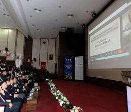 TOGÜ’de “Güvenli Dijital Gelecek Şiddetle Mücadele ve Korunma Yolları” Çalıştayı
