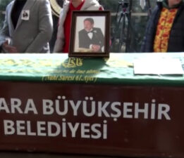 Şarkıcı Ankaralı Turgut, son yolculuğuna uğurlandı
