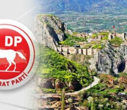 Demokrat Parti Tokat teşkilatlarını feshetti