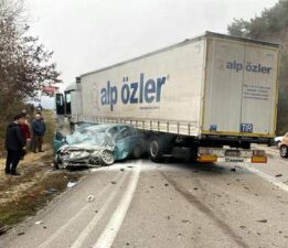 Niksar ‘Ölüm Yolu’da feci kazada 2 ölü