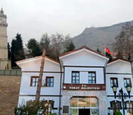 Kız Meslek Lisesi’nin olduğu yere “Belediye Binası” yapılacak