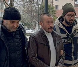 Tır dorsesinde Afganistan uyruklu 5 göçmen yakalandı