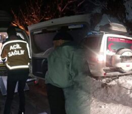 Ahırda ineğin vurduğu besici 4 saatlik çalışma sonunda kurtarıldı