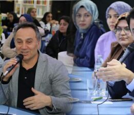Rektör ve öğrencileri, eğitim, gelecek ve yeni imkânları masaya yatırdı