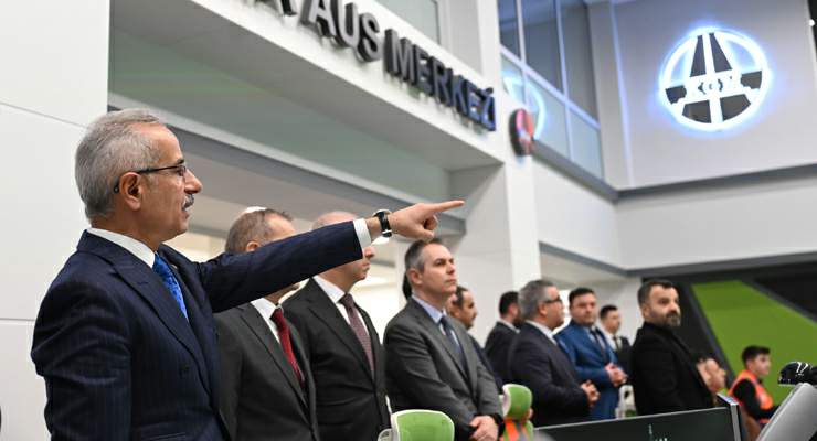 Bakan Uraloğlu, “Bayram trafiği AUS’tan takip edilecek”