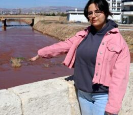 Sivas’ta ilginç doğa olayı havadan görüntülendi