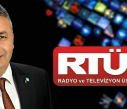 Başkan Erkan Er, “Özgür basına operasyon yapılıyor”