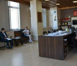 Minik yüreklerden Başkan Sargın’a sürpriz ziyaret