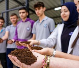 Tokat’ta organik atıklar komposta dönüşüyor