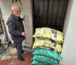 Baharda kar yağdı, Erbaa’da vatandaş odun kömür peşine düştü