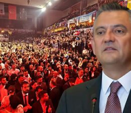 Özgür Özel, yeniden CHP Genel Başkanı seçildi