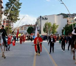 Tokat’ta mehterli yürüyüş eşliğinde “3 Mayıs Türkçülük” günü kutlandı