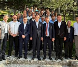 Arslan’dan çifte müjde, Artova Hükümet Konağı ve Adalet Sarayı yenileniyor
