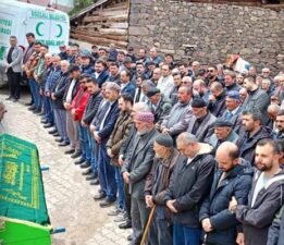 Cami bacasını temizlerken düşerek hayatını kaybeden imam son yolculuğuna uğurlandı