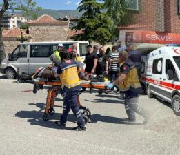 Kontrolsüzce yola çıkan vatandaşa motosiklet çarptı