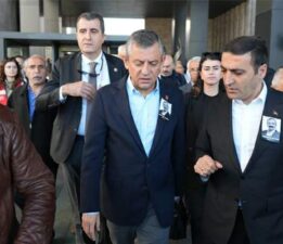CHP Genel Başkanı Özgür Özel, Fiziki saldırıya uğradı